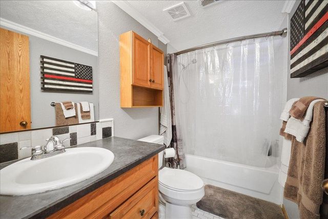 6114 W Kittitas Ct, Spokane, WA 99208