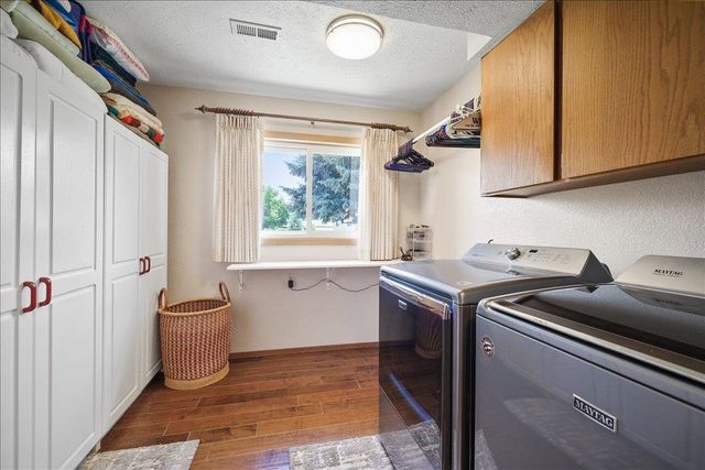 6114 W Kittitas Ct, Spokane, WA 99208