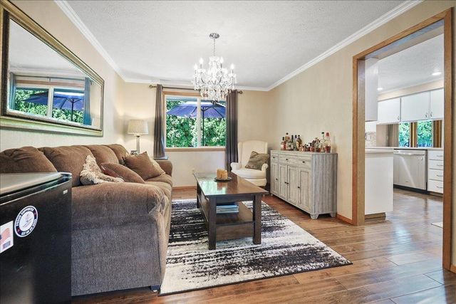 6114 W Kittitas Ct, Spokane, WA 99208