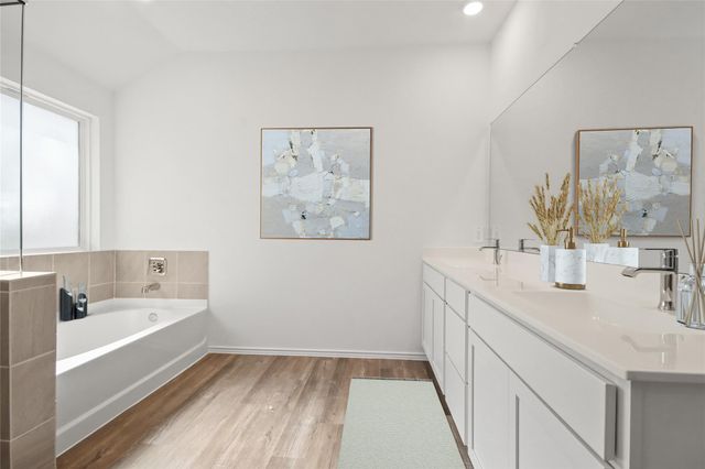 497 Comal Trail, Dayton, TX 77535