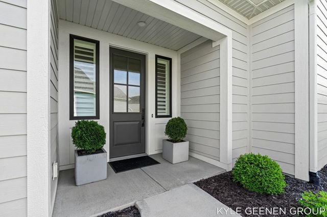 694 Bayshore Drive, Holland, MI 49424