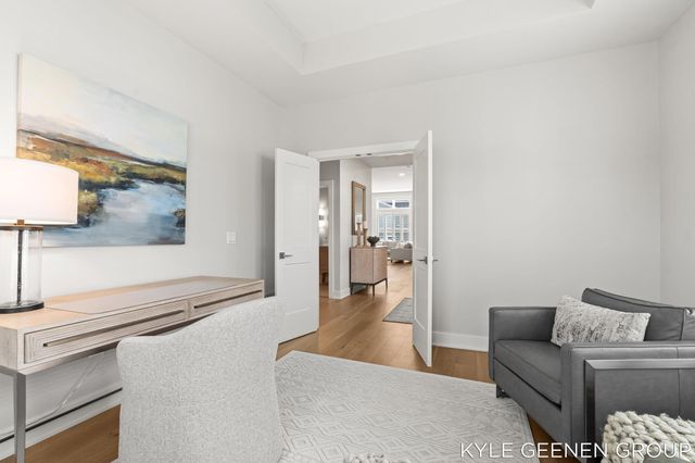 694 Bayshore Drive, Holland, MI 49424
