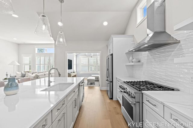 694 Bayshore Drive, Holland, MI 49424
