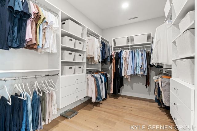 694 Bayshore Drive, Holland, MI 49424