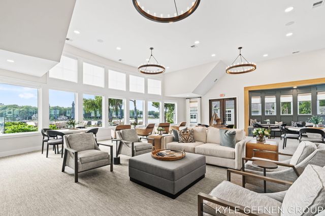 694 Bayshore Drive, Holland, MI 49424