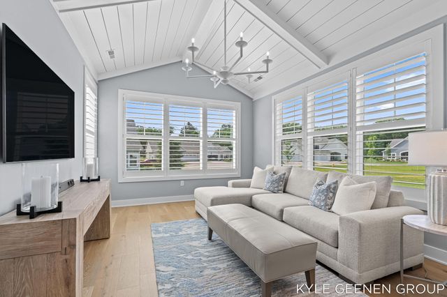 694 Bayshore Drive, Holland, MI 49424