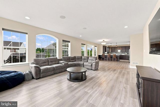 119 MARKLEY FARM CIR, West Norriton, PA 19403