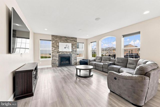119 MARKLEY FARM CIR, West Norriton, PA 19403