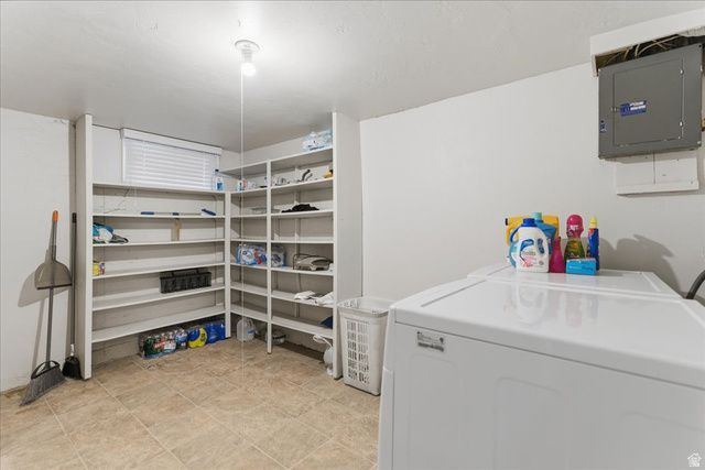 3231 S KATHERINE DR, Magna, UT 84044