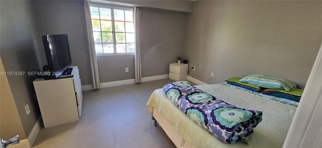 2945 NE 185th St 1412, Aventura, FL 33180