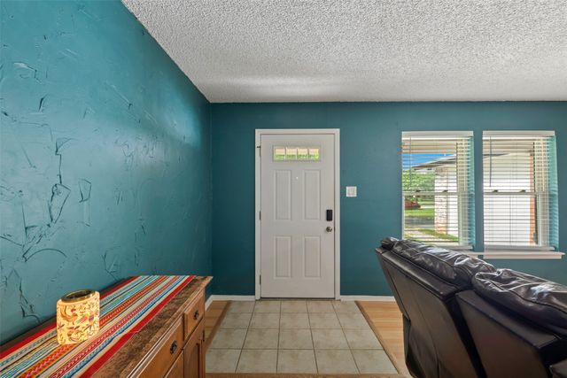 2268 Tanglewood Street, Weatherford, TX 76085