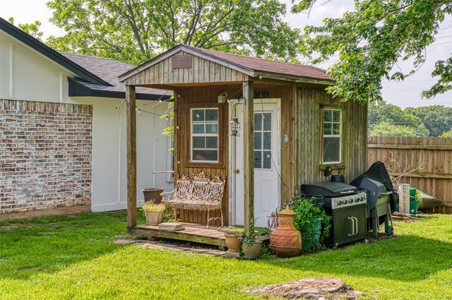 2268 Tanglewood Street, Weatherford, TX 76085