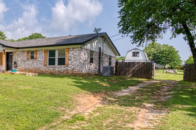 2268 Tanglewood Street, Weatherford, TX 76085