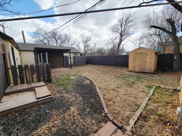 2003 16th Street, Lubbock, TX 79401