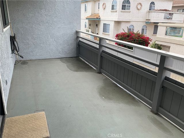 115 S Guadalupe Avenue B, Redondo Beach, CA 90277