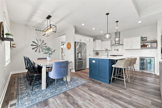 3411 NW Reinhart Drive, Ankeny, IA 50023