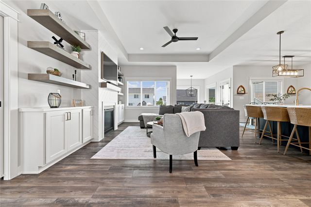 3411 NW Reinhart Drive, Ankeny, IA 50023