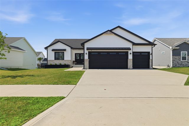 3411 NW Reinhart Drive, Ankeny, IA 50023