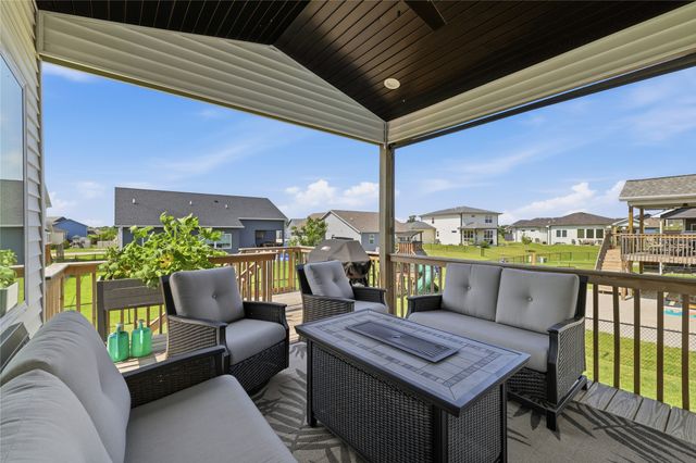3411 NW Reinhart Drive, Ankeny, IA 50023
