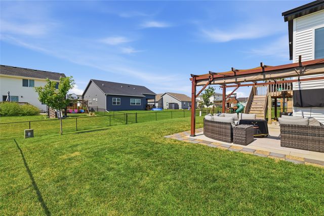 3411 NW Reinhart Drive, Ankeny, IA 50023