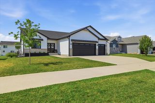 3411 NW Reinhart Drive, Ankeny, IA 50023