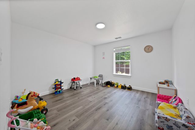420 County Road 1130, Cumby, TX 75433