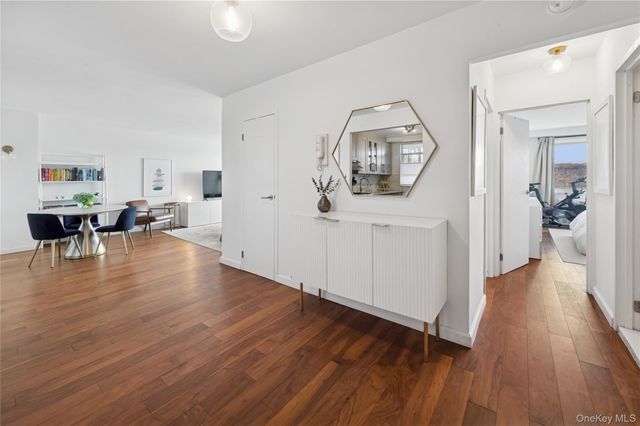 2575 Palisade Avenue 9F, Bronx, NY 10463