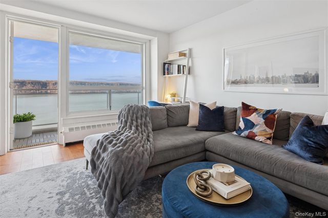 2575 Palisade Avenue 9F, Bronx, NY 10463