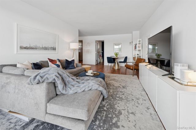 2575 Palisade Avenue 9F, Bronx, NY 10463