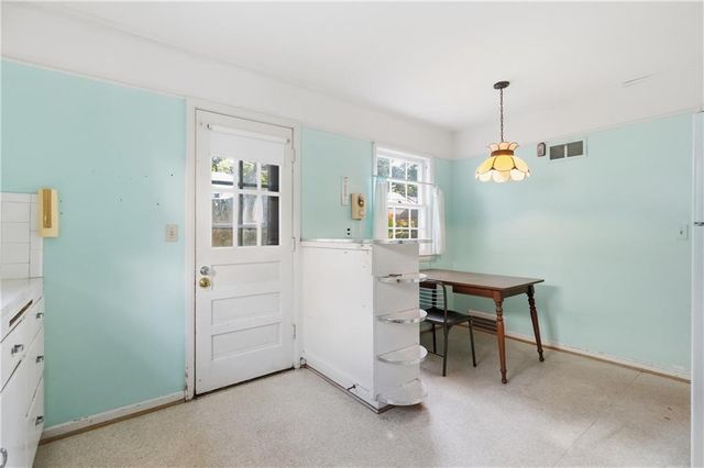 500 E 66th Terrace, Kansas City, MO 64131