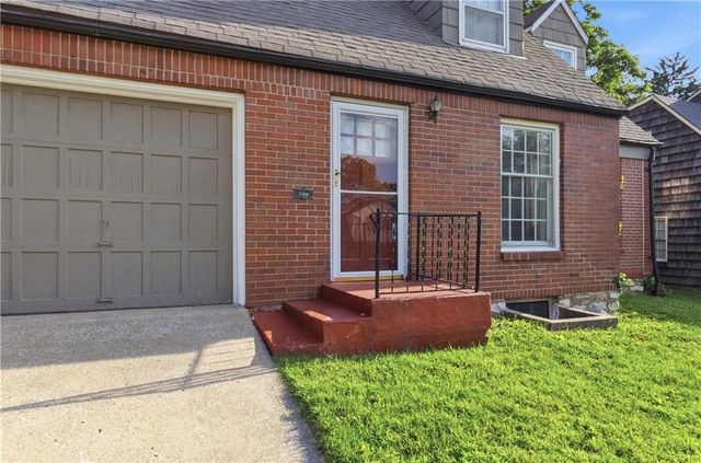 500 E 66th Terrace, Kansas City, MO 64131