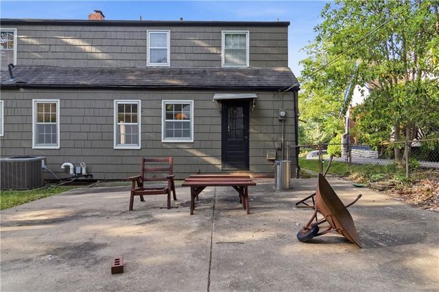 500 E 66th Terrace, Kansas City, MO 64131