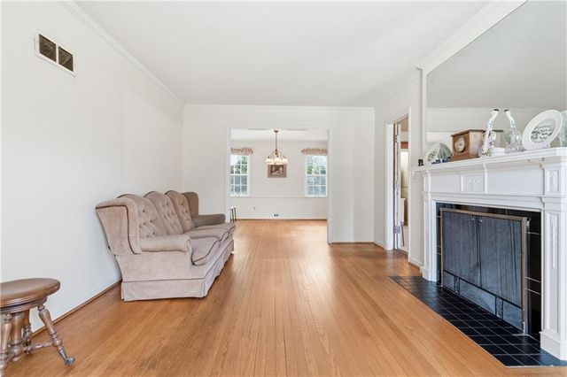 500 E 66th Terrace, Kansas City, MO 64131