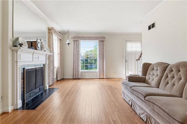 500 E 66th Terrace, Kansas City, MO 64131