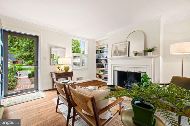 411 FRANKLIN ST, Alexandria, VA 22314