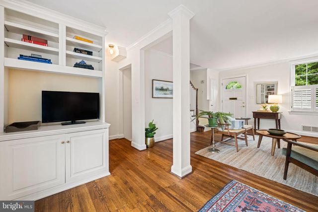 411 FRANKLIN ST, Alexandria, VA 22314