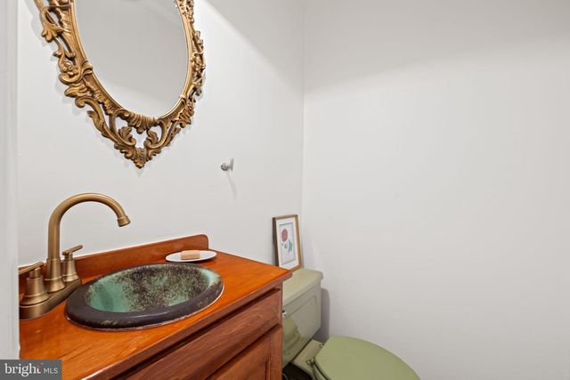 411 FRANKLIN ST, Alexandria, VA 22314