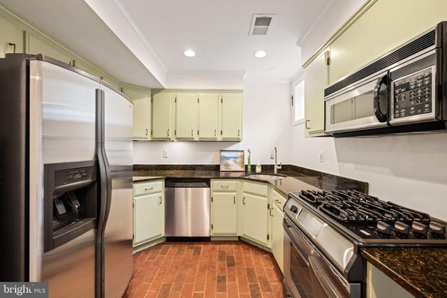 411 FRANKLIN ST, Alexandria, VA 22314