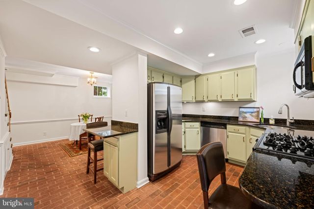 411 FRANKLIN ST, Alexandria, VA 22314
