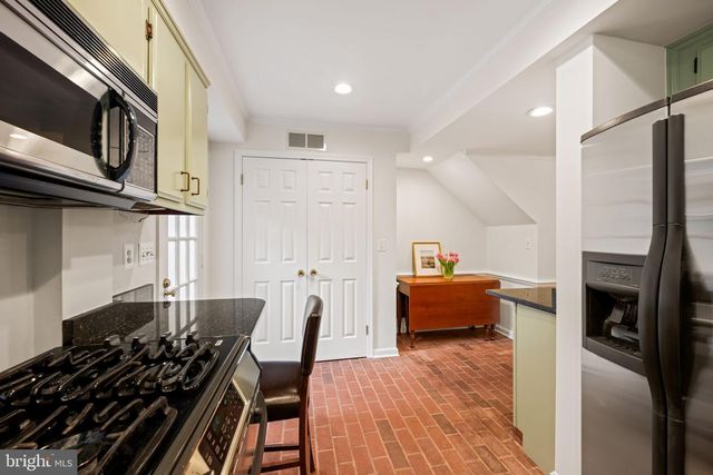 411 FRANKLIN ST, Alexandria, VA 22314