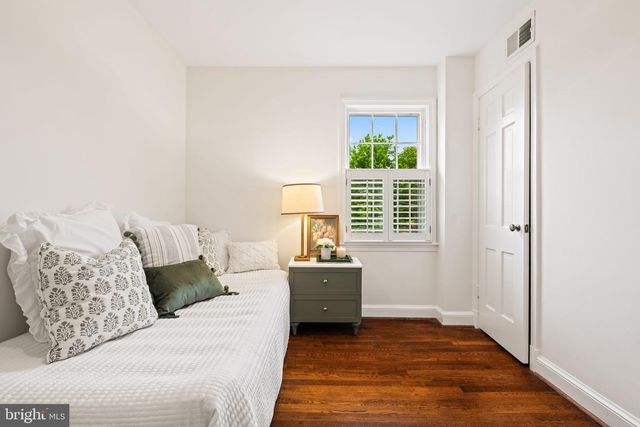 411 FRANKLIN ST, Alexandria, VA 22314