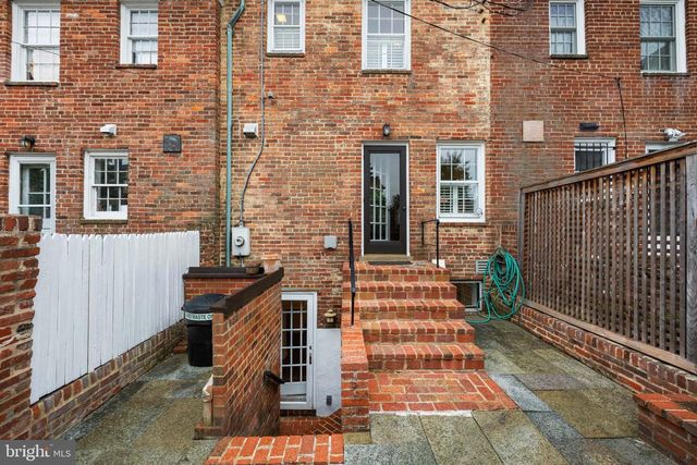 411 FRANKLIN ST, Alexandria, VA 22314