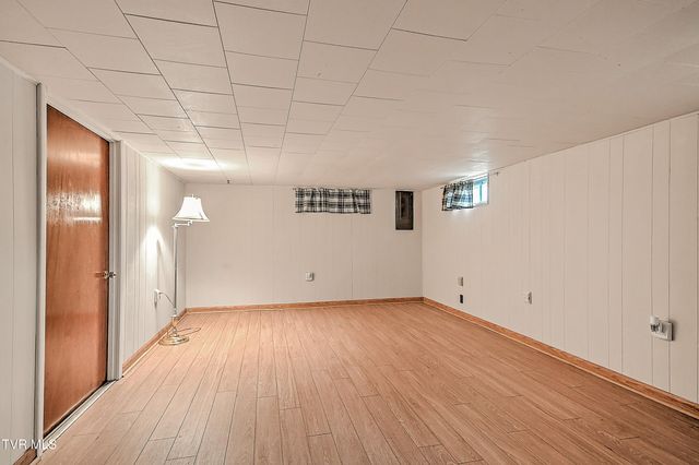 258 Blackburn Circle, Bristol, TN 37620