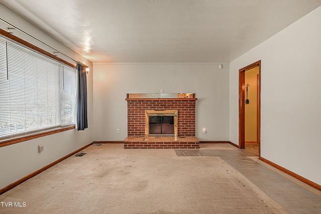 258 Blackburn Circle, Bristol, TN 37620