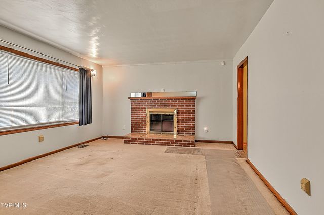 258 Blackburn Circle, Bristol, TN 37620