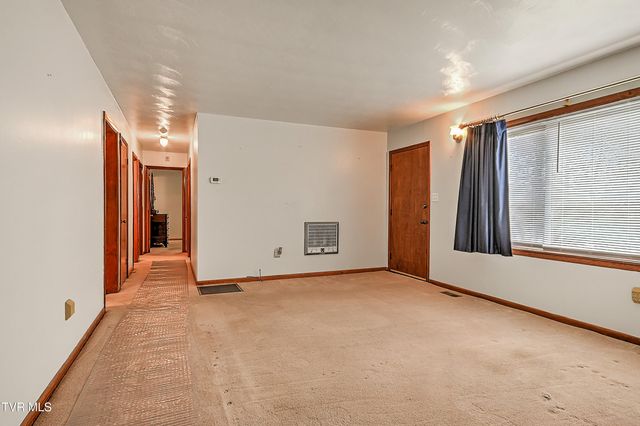 258 Blackburn Circle, Bristol, TN 37620