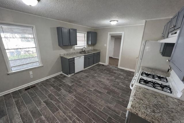 1401 S Bailey Street, Jacksonville, AR 72076