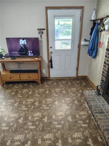 29645 Turkey Creek Drive, Edwards, MO 65326