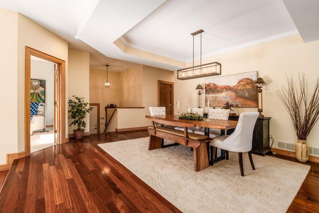 5600 Caplestone Lane, Dublin, OH 43017