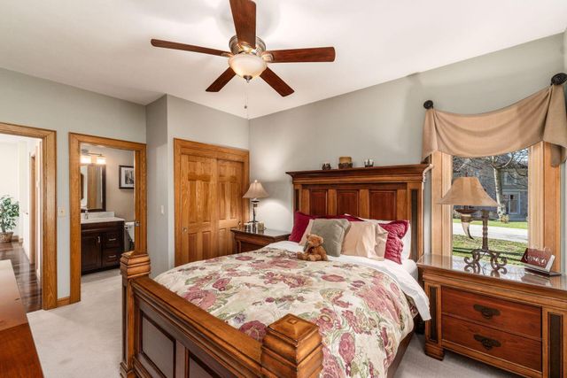 5600 Caplestone Lane, Dublin, OH 43017